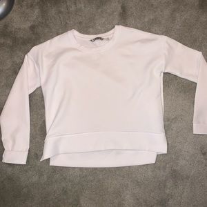 Cropped white sweatshirt like top